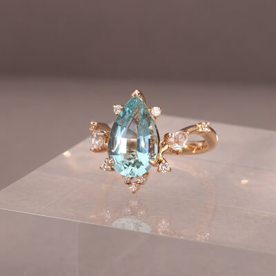 Places to customise wedding & engagement rings in Singapore Calla Lily