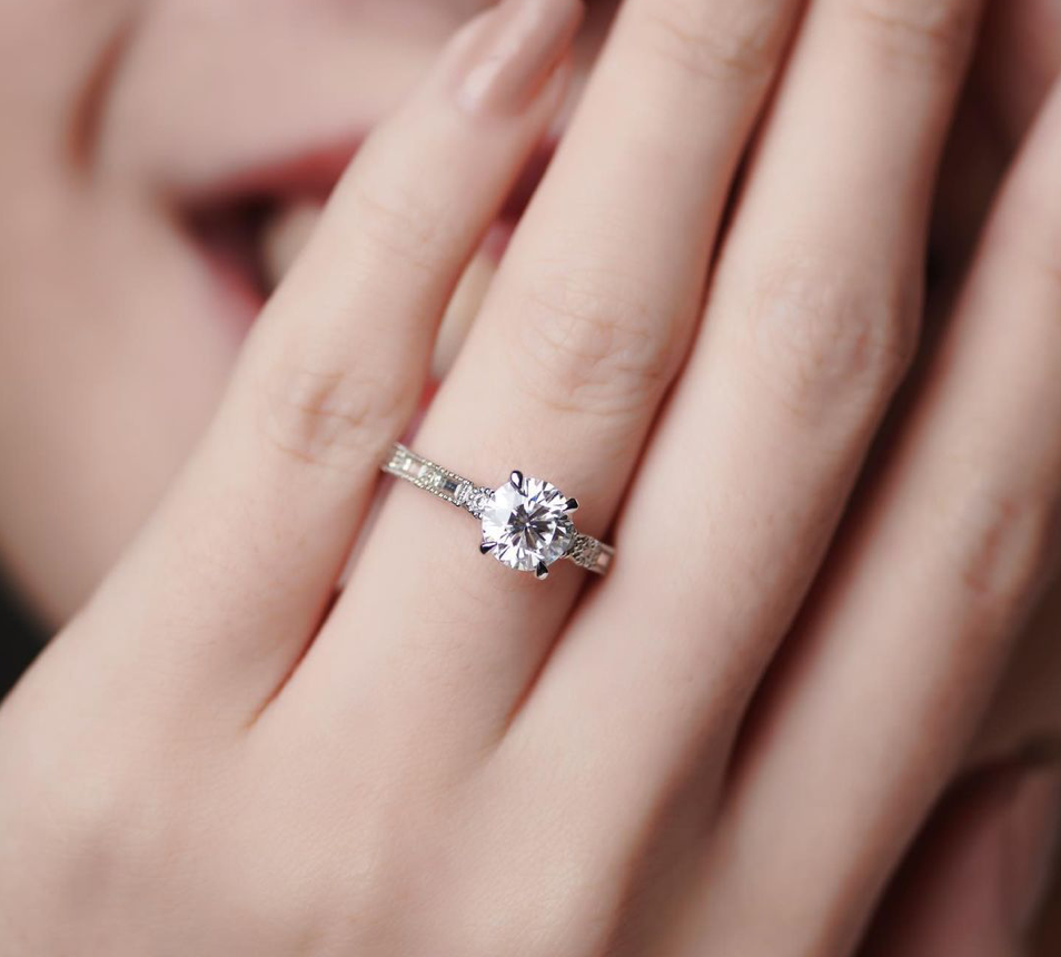 Where to buy engagement rings in SG - Bespoke engagement rings - Carrie K.